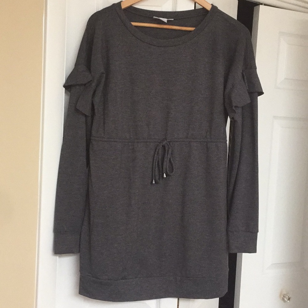 Motherhood Maternity Size Medium Sweater.